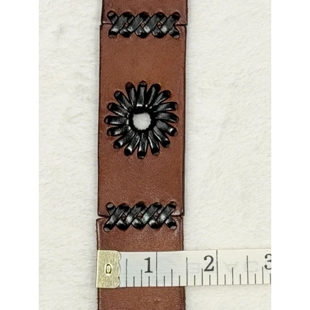 Leather Flower Stitched Brown Belt Women's  Medium Boho Whimsy Fits 34